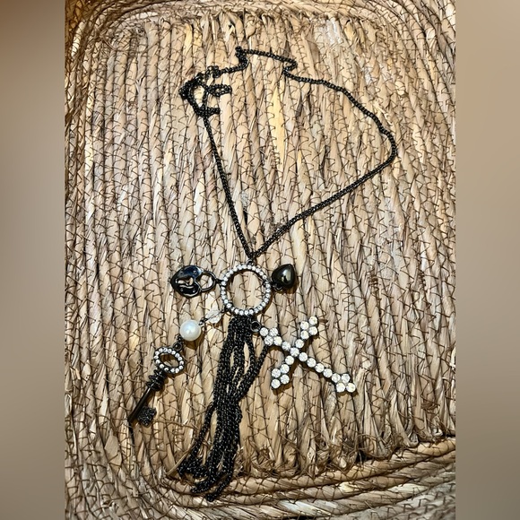 Elegant Black and Silver Cross Pendant Necklace - Picture 7 of 7